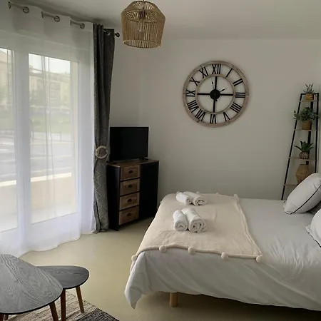 La Colline Aux Oiseaux 아파트 캉